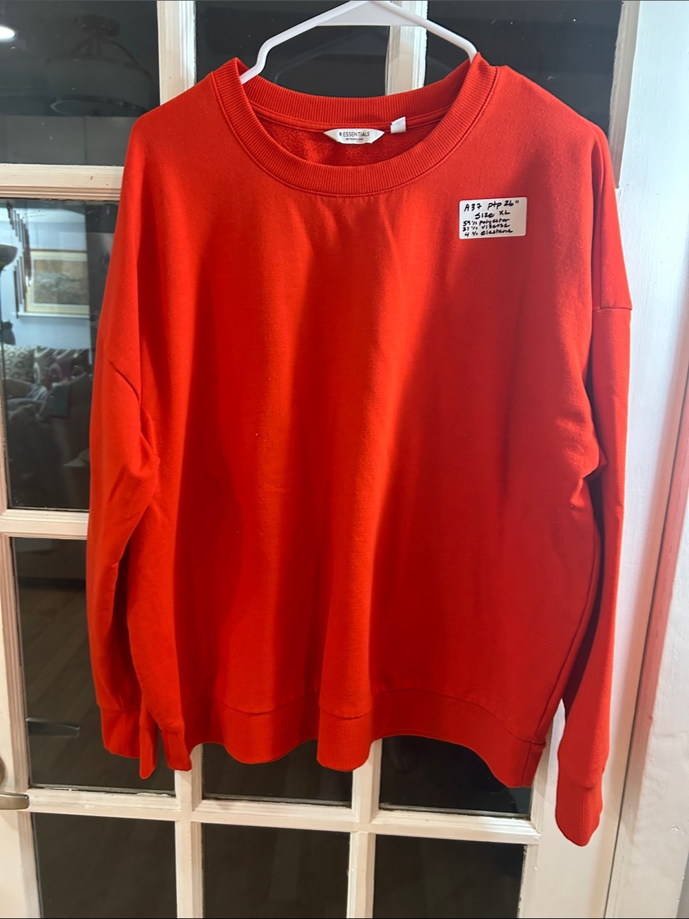 A37.    Reitmans Bright Red Crewneck Sweatshirt